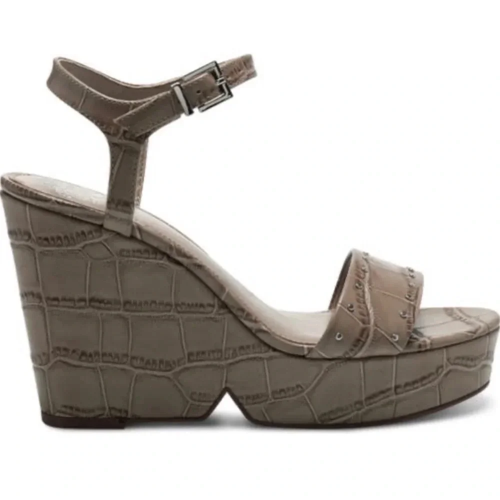 New Vince Camuto Celvina Platform Wedge Crepe Croc Leather Sandals Size 9.5